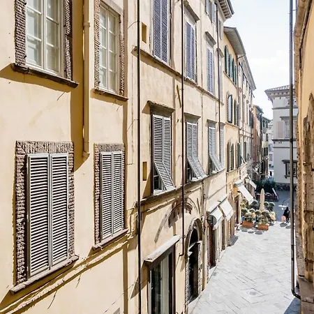Casa Cenami Lucca